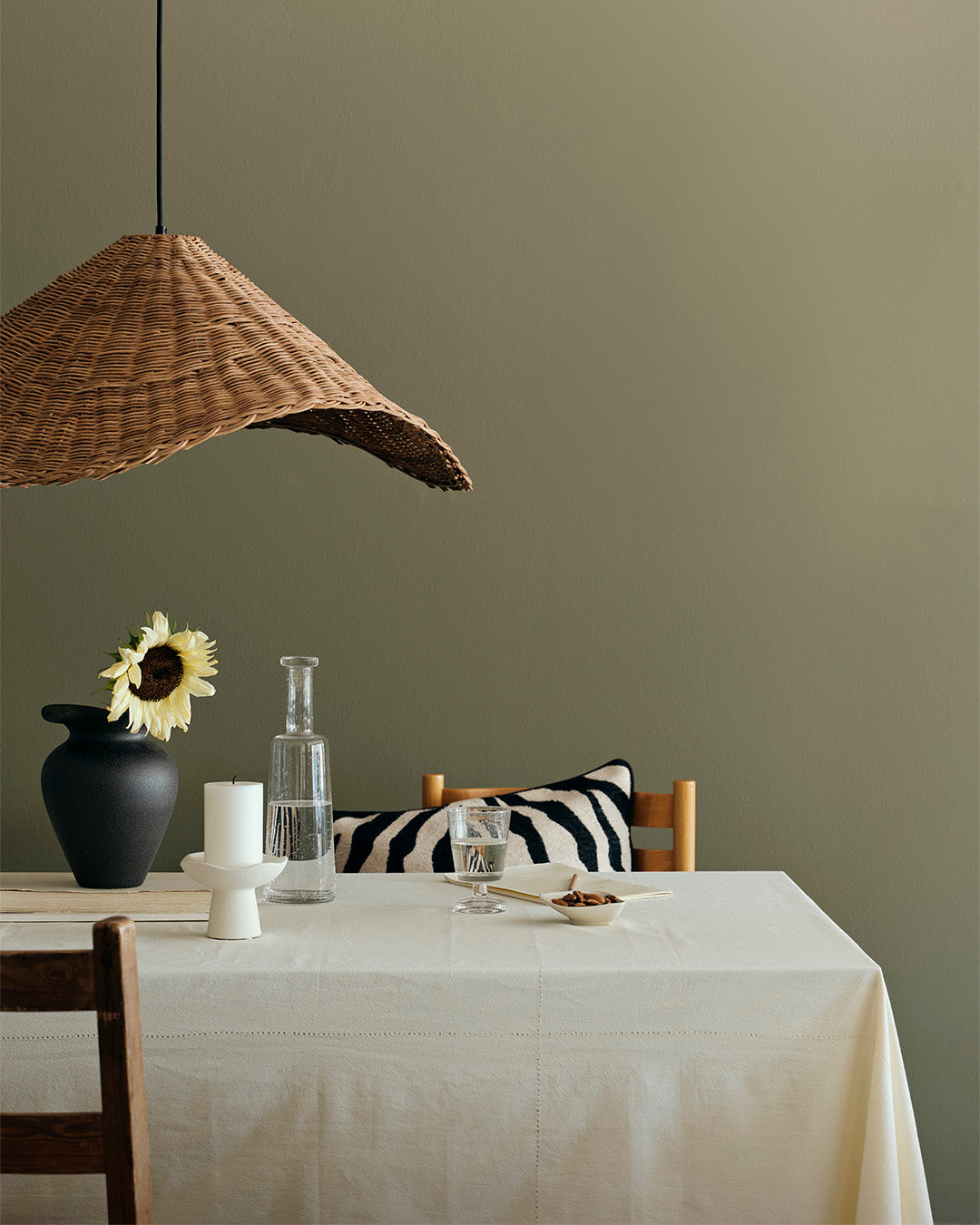 broste-copenhagen-florentina-vase-s-petit-vase image 3