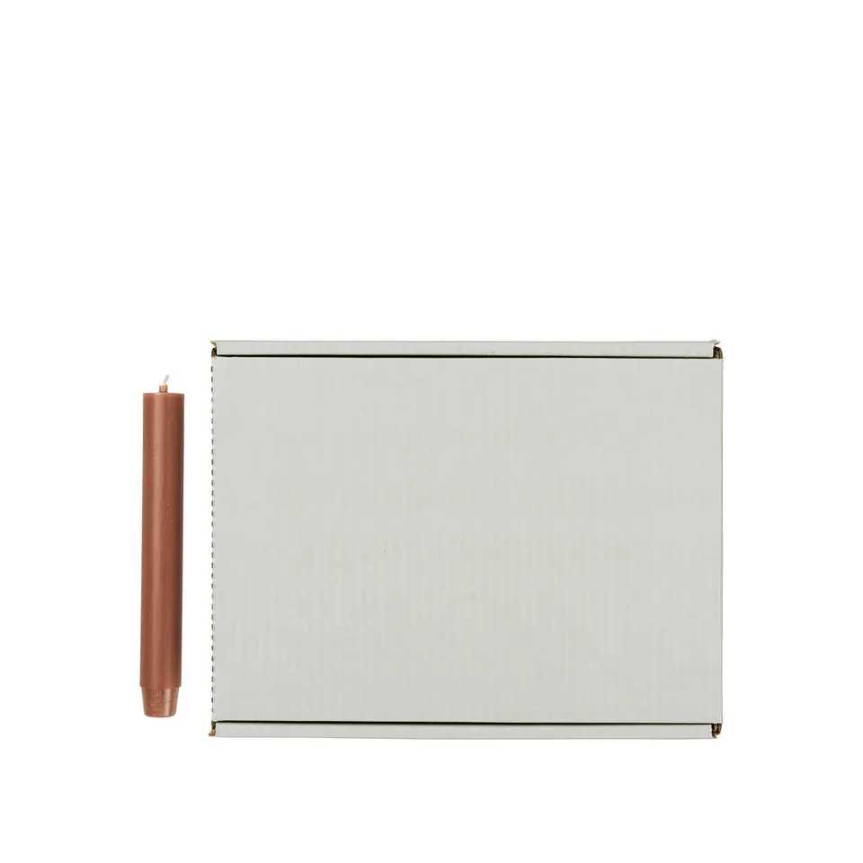 broste-copenhagen-rustic-bougie-chandelle-ivoire-mate image 1