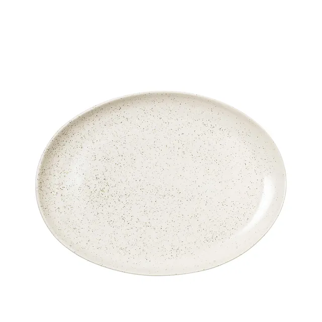 broste-copenhagen-nordic-vanilla-assiette-ovale-2 image 1