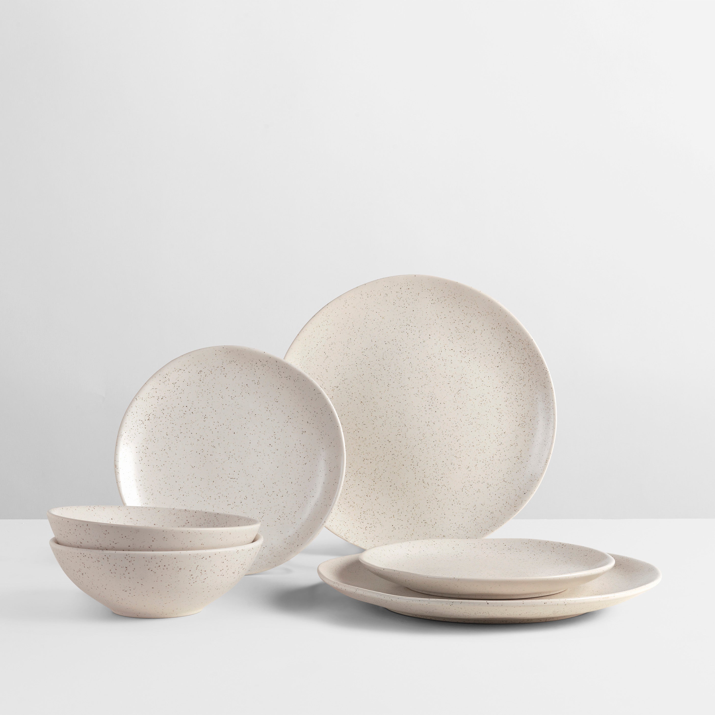 broste-copenhagen-nordic-vanilla-service-table-2-pers image 1