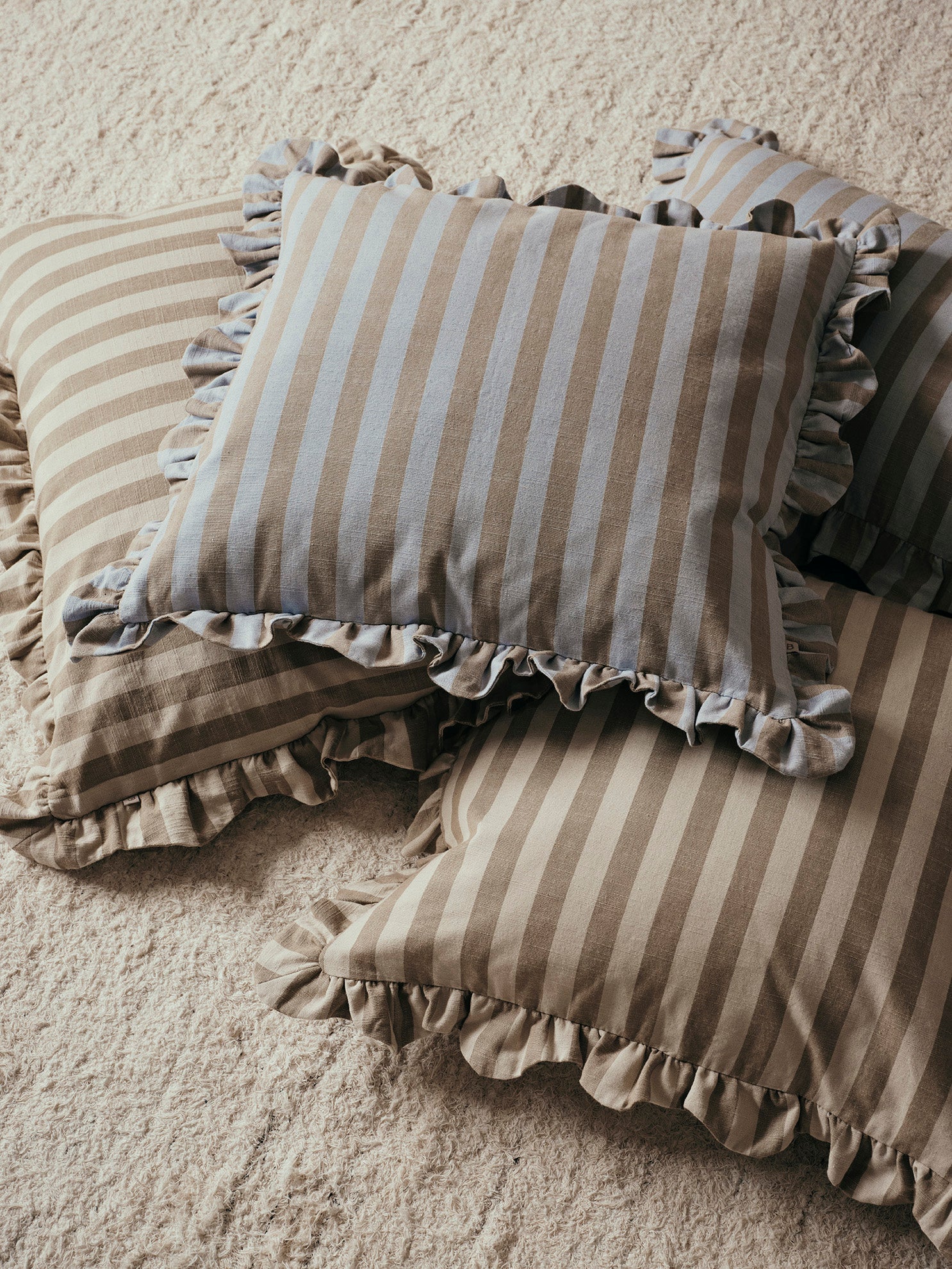 broste-copenhagen-ina-housse-coussin-textile-salon image 5