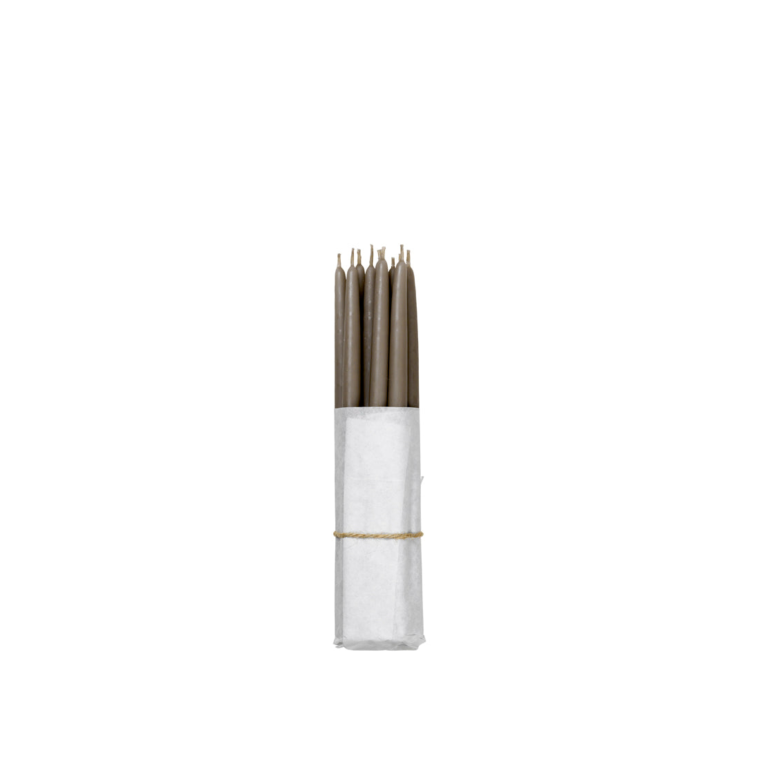 broste-copenhagen-smooth-bougie-chandelle-lisse-ivoire image 1