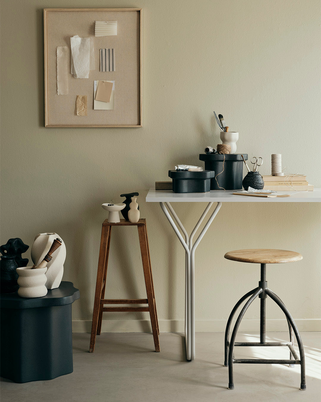 broste-copenhagen-sire-tabouret-en-bois image 3