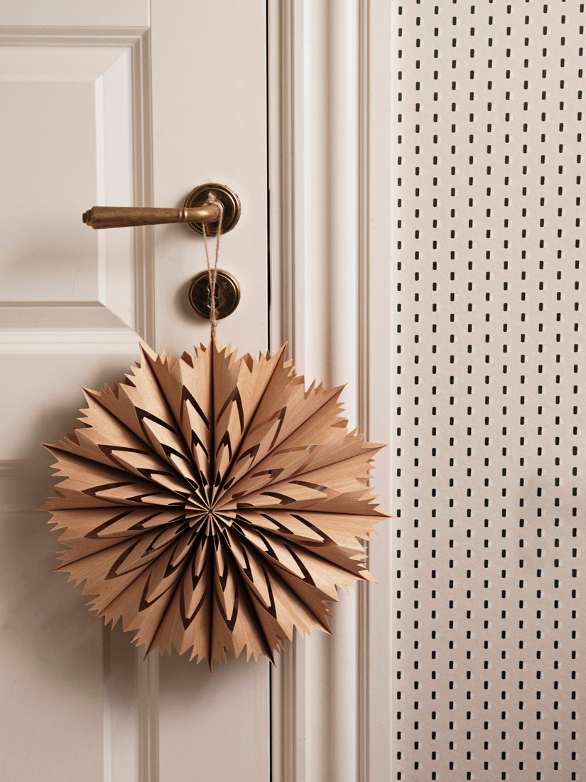 broste-copenhagen-venja-star-s-toile-no-l-suspension-papier image 2