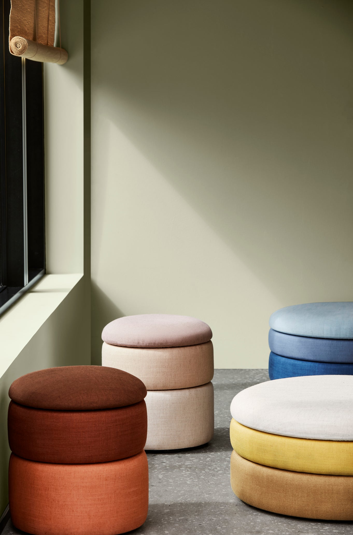 broste-copenhagen-pond-pouf-rond-tissu-2 image 2