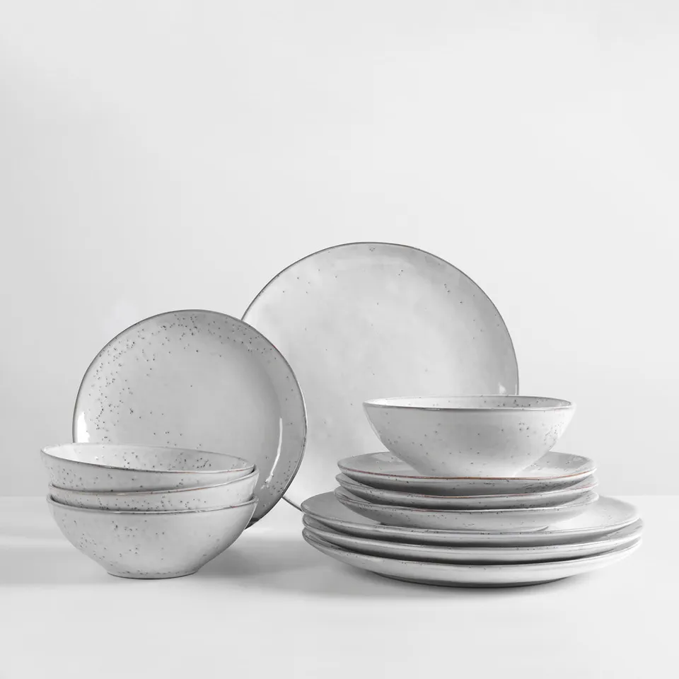 broste-copenhagen-nordic-sand-service-de-table-4-pers-gr-s-sable image 1