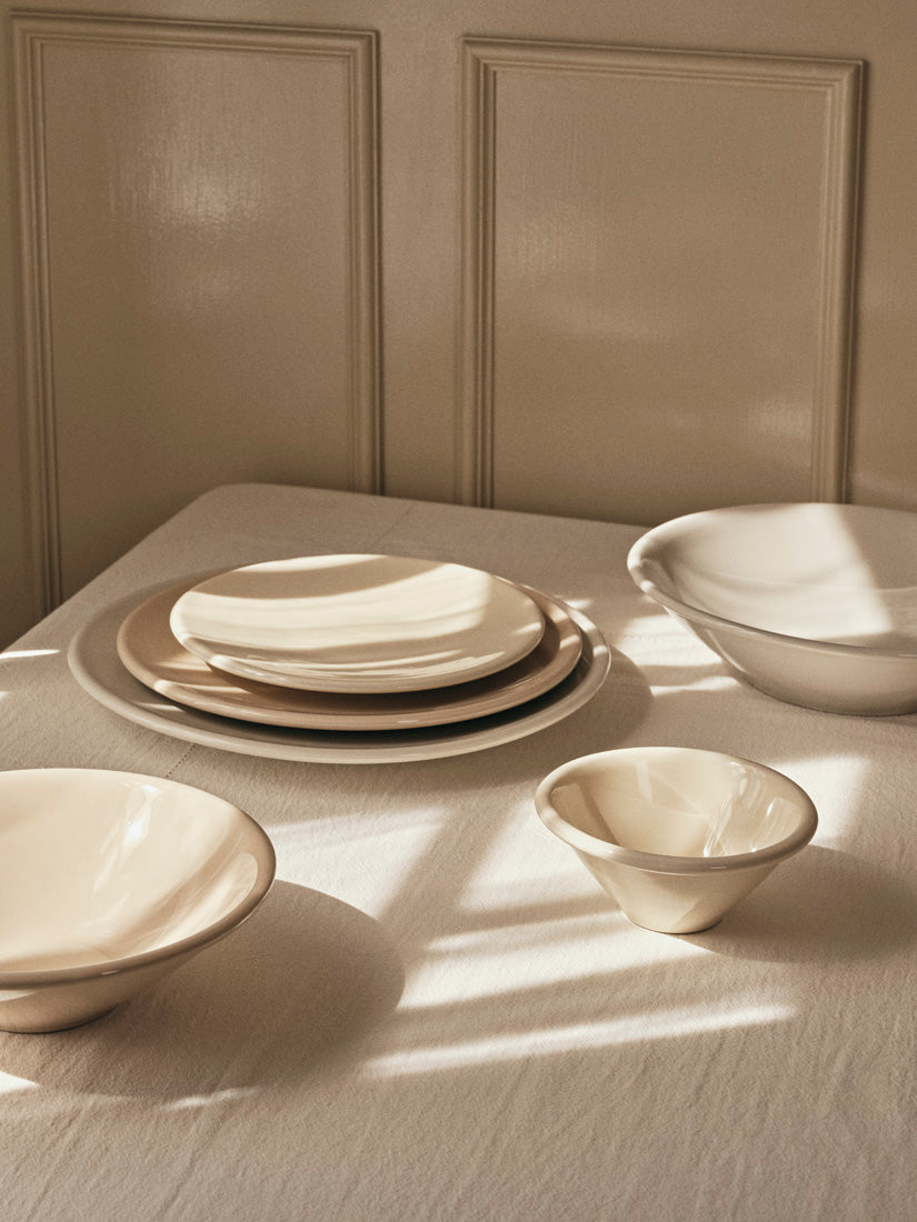 broste-copenhagen-alfredo-plat-de-service-en-gr-s image 6