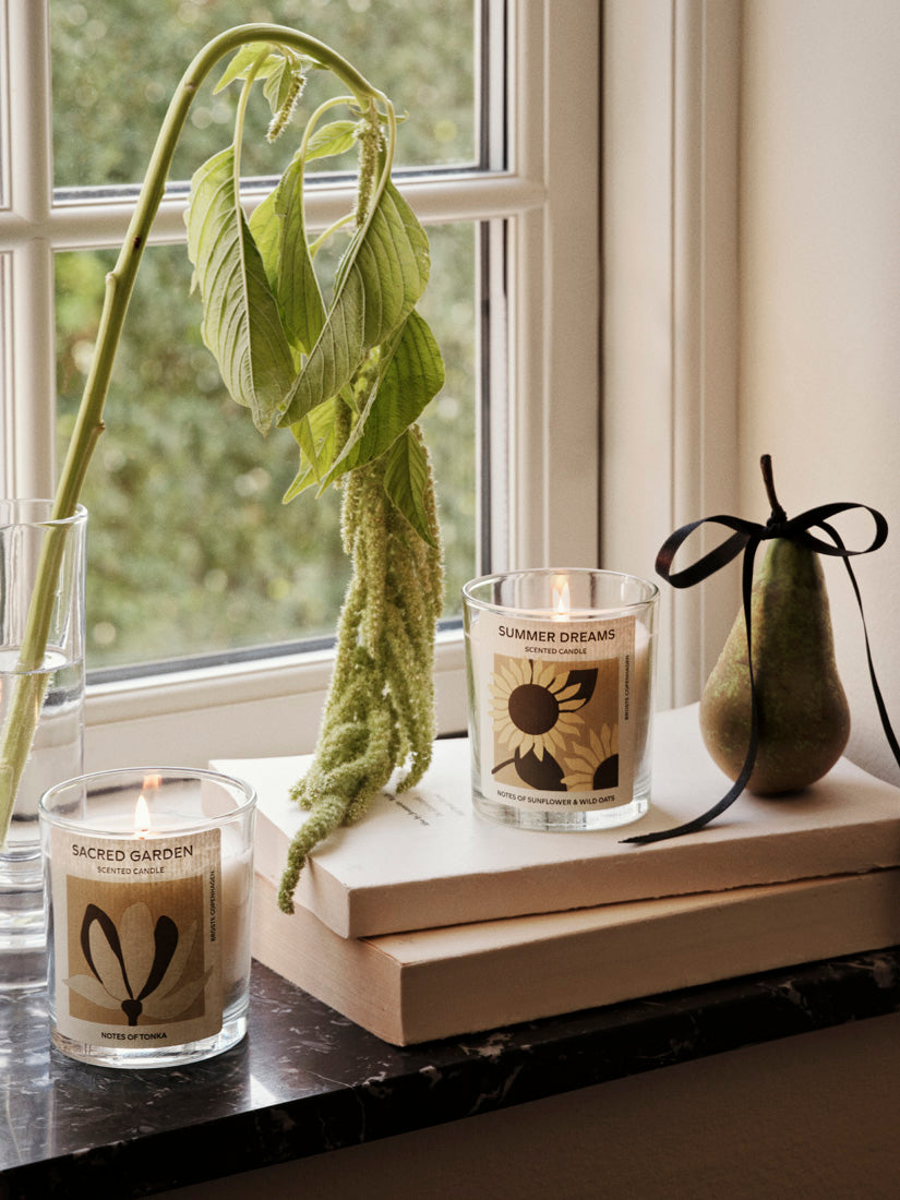 broste-copenhagen-sacred-garden-bougie-parfum-e-botanique image 3