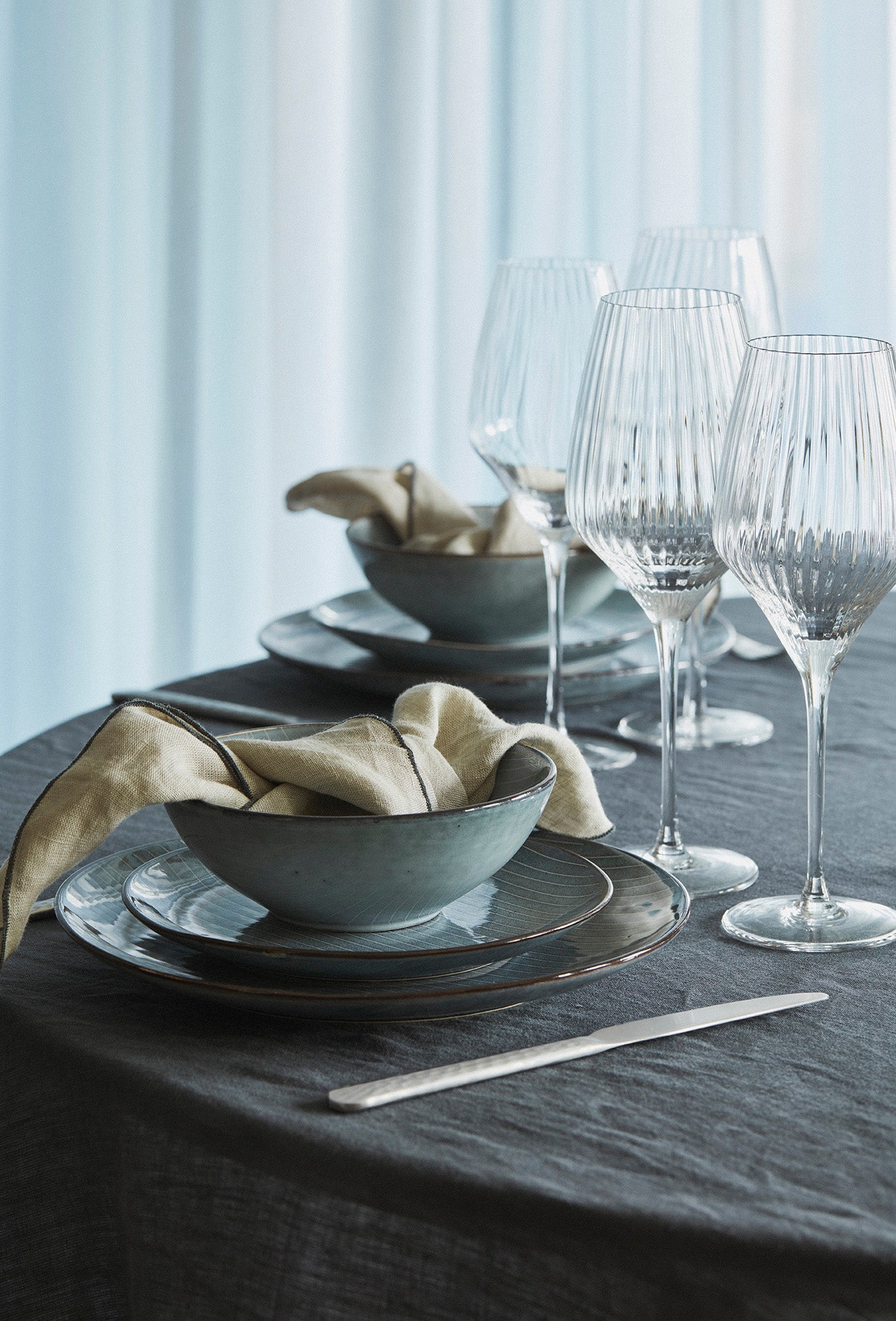 broste-copenhagen-nordic-sea-service-table-4-pers-gr-s image 4