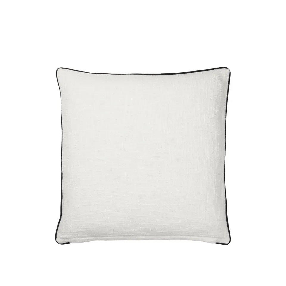 broste-copenhagen-maja-housse-de-coussin-coton image 1
