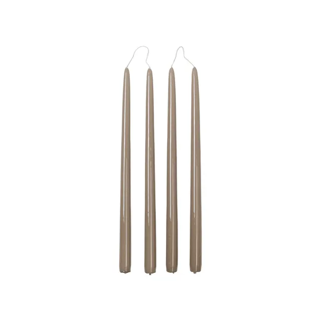 broste-copenhagen-smooth-bougie-effil-e-table image 1