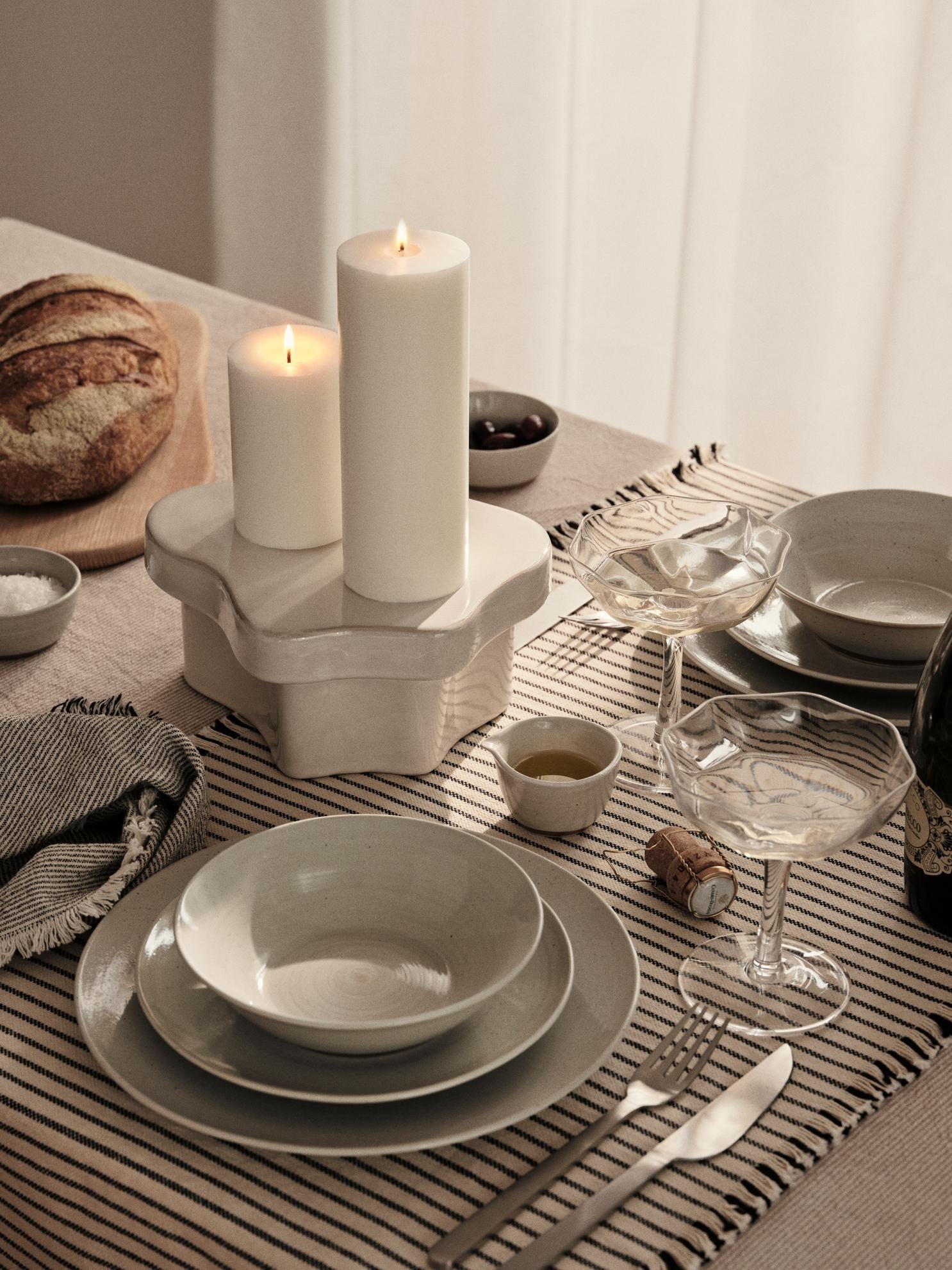 broste-copenhagen-candles-eco-pillar-candle-bougie-pilier image 3