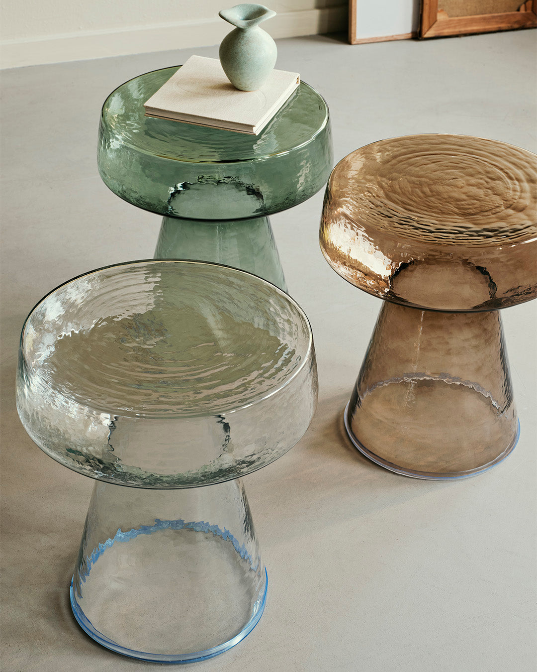 broste-copenhagen-clara-table-d-appoint-salon-bois image 3