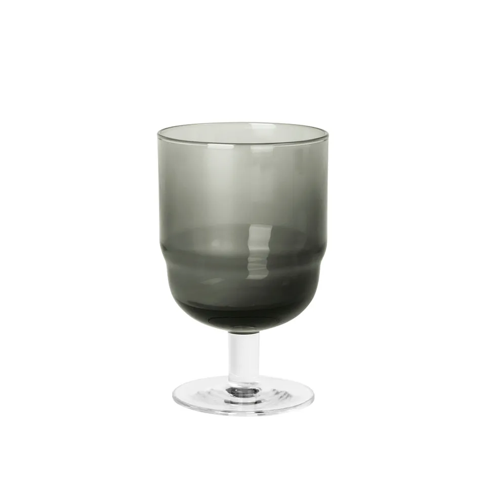 broste-copenhagen-nordic-bistro-verre-vin-rouge image 1