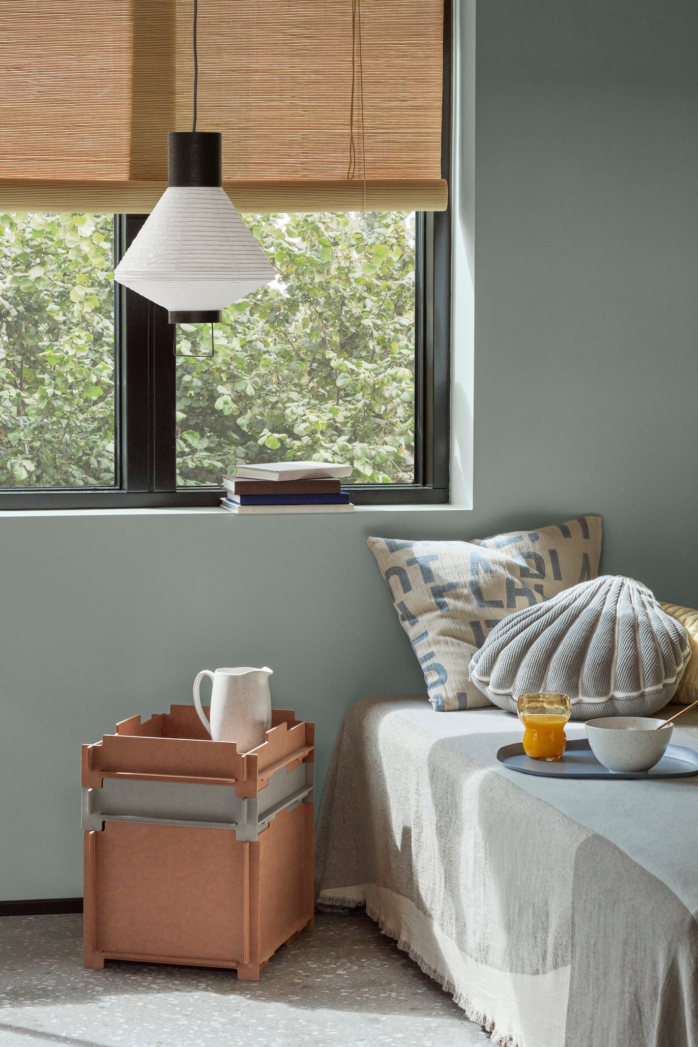 broste-copenhagen-stacie-plateau-d-co-bois image 2