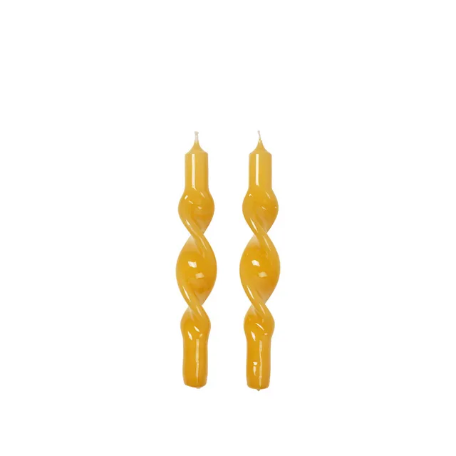 broste-copenhagen-twist-glossy-chandelle-torsad-e-blanche image 1