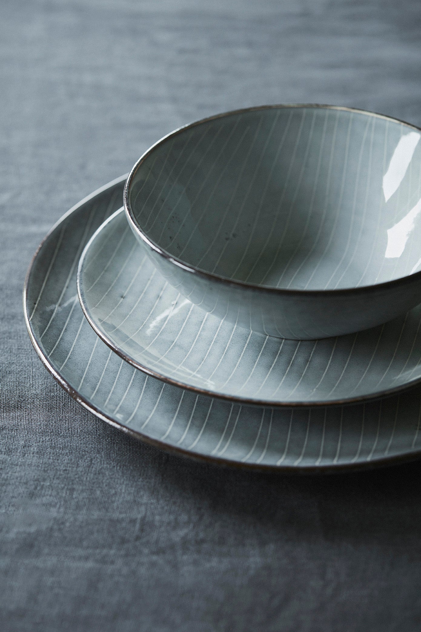 broste-copenhagen-nordic-sea-dinner-set-service-table image 3