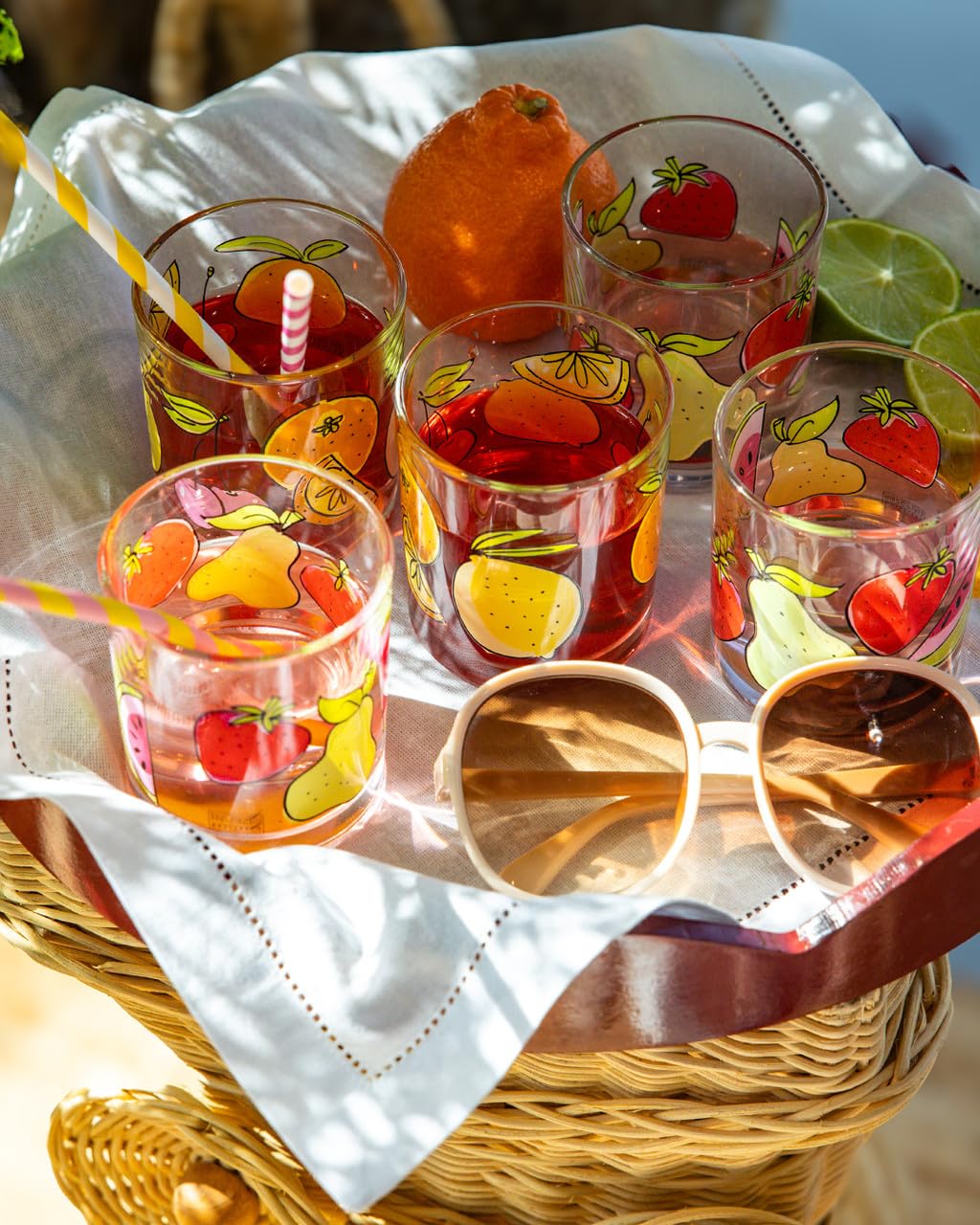 blond-amsterdam-taste-of-summer-verre-jus-cerise-citron image 1