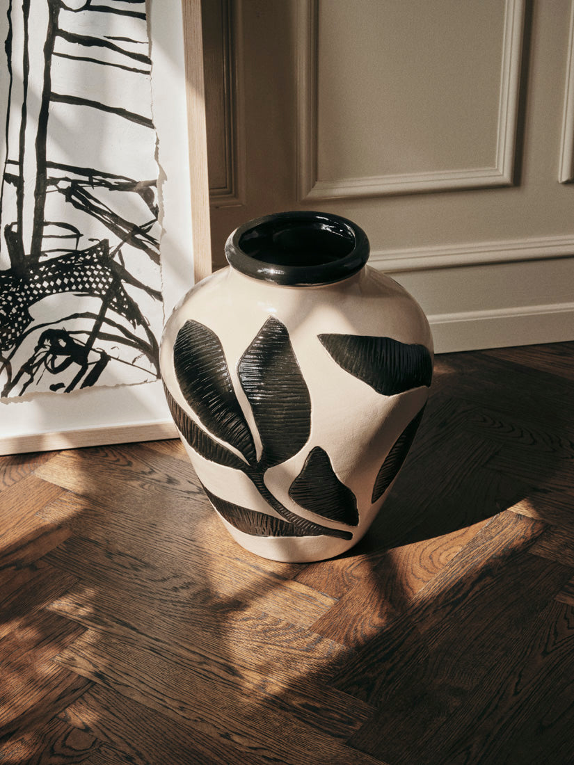 broste-copenhagen-herbert-vase-d-coratif-gr-s-beige image 4