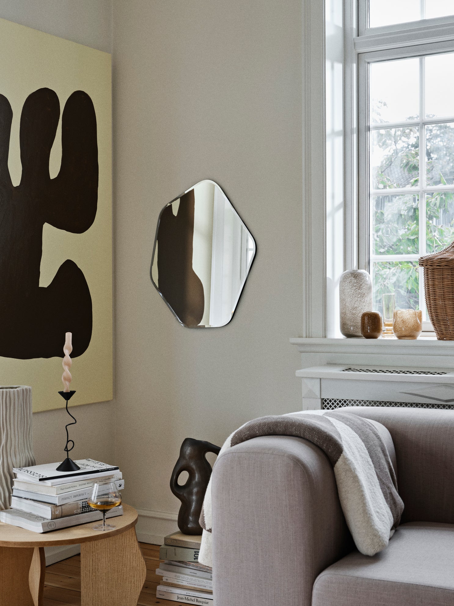 broste-copenhagen-ruby-mirror-miroir-mural-organique image 5