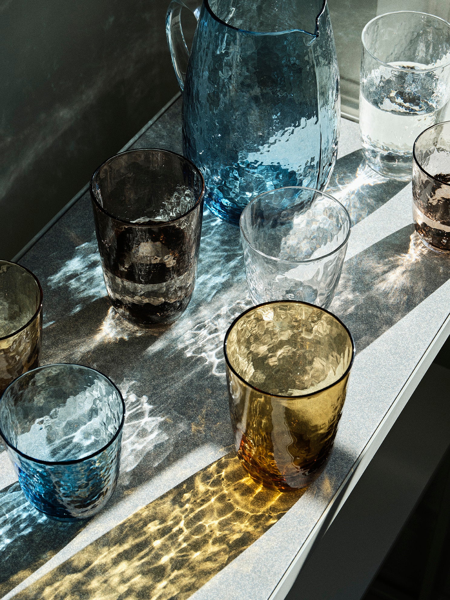 broste-copenhagen-tableware-hammered-tumbler-verre-martel-2 image 2