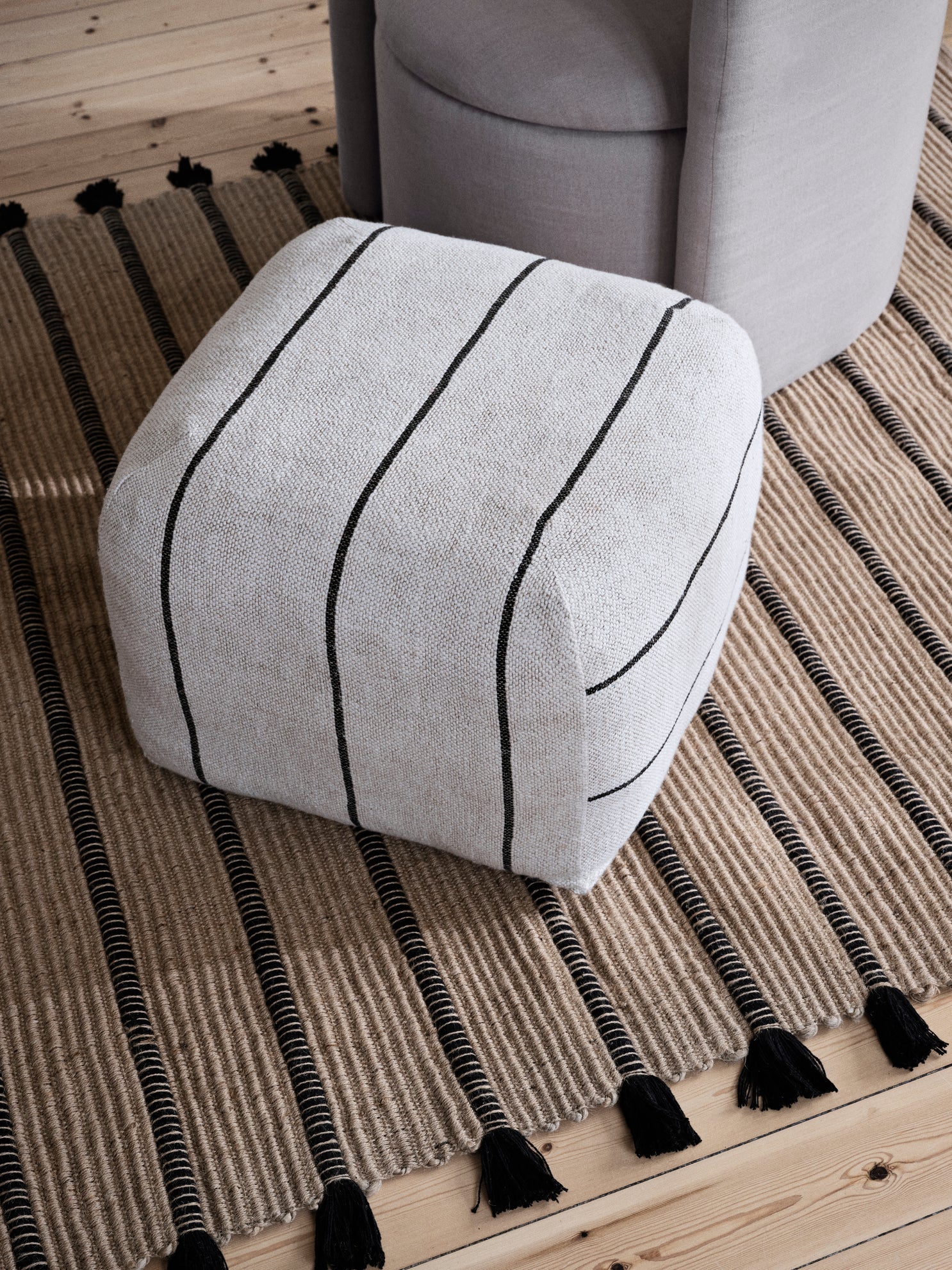 broste-copenhagen-sigrid-pouf-rond-tissu-boucl image 3