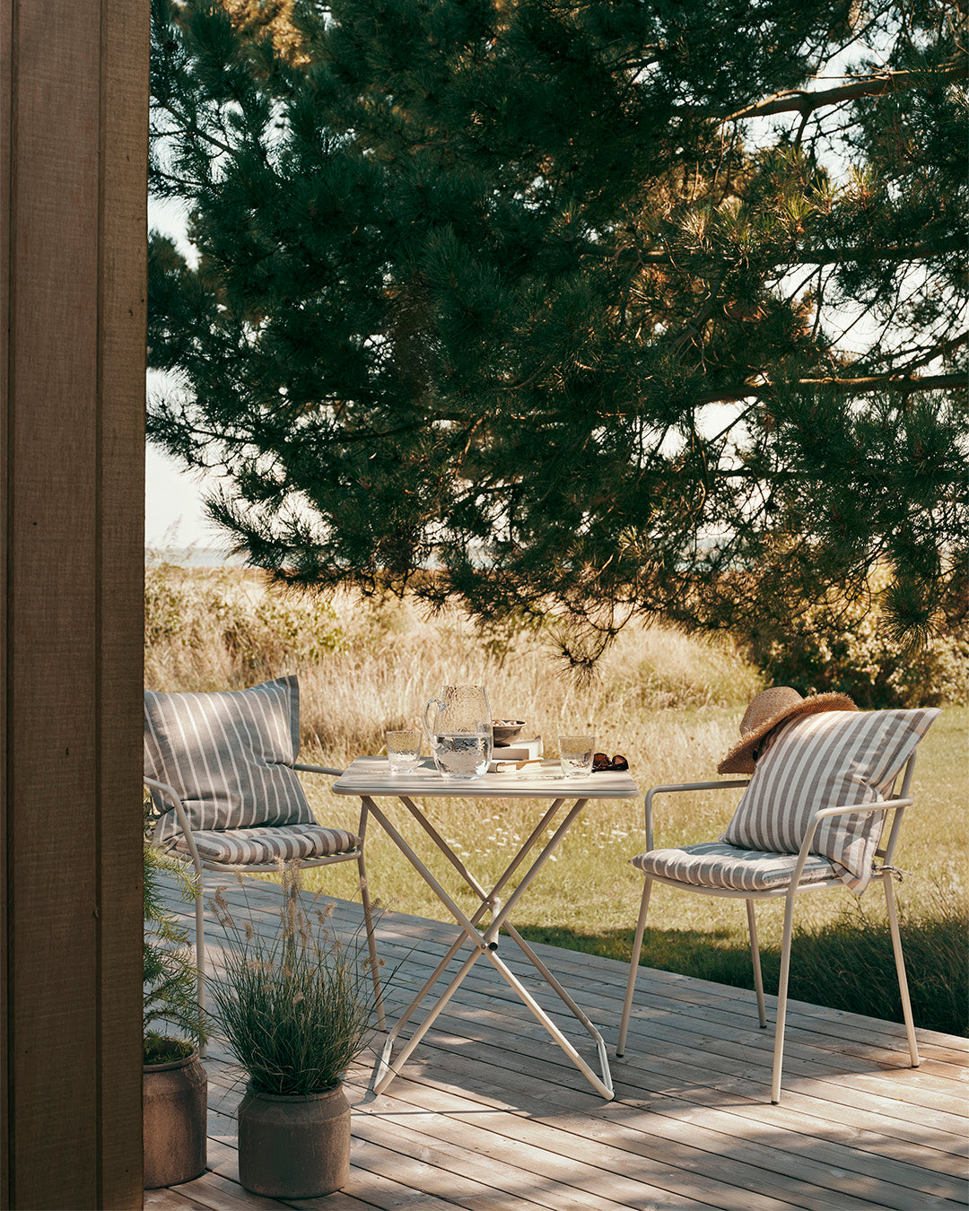 broste-copenhagen-eden-table-de-jardin-ext-rieure-m-tal image 5