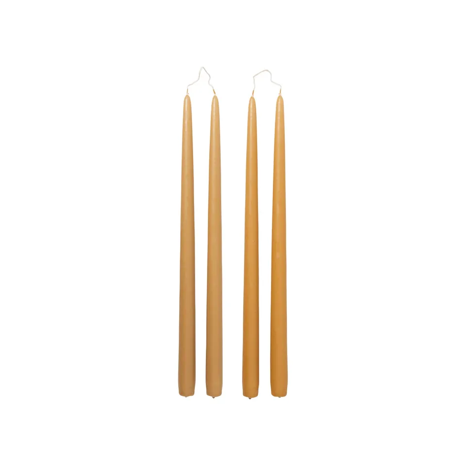 broste-copenhagen-smooth-bougie-effil-e-table-unie image 1