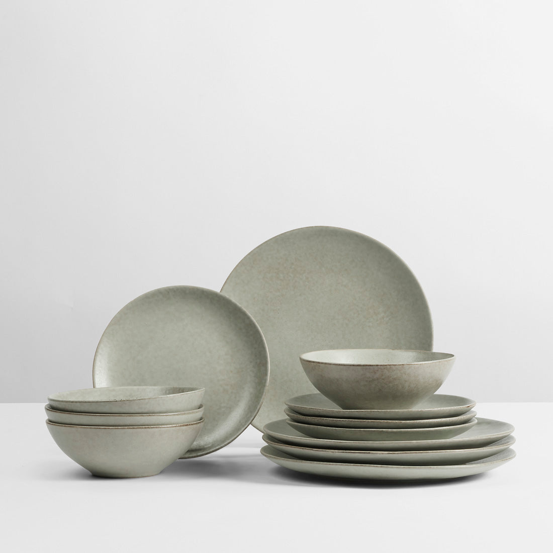 broste-copenhagen-nordic-marsh-service-table-4-personnes image 1