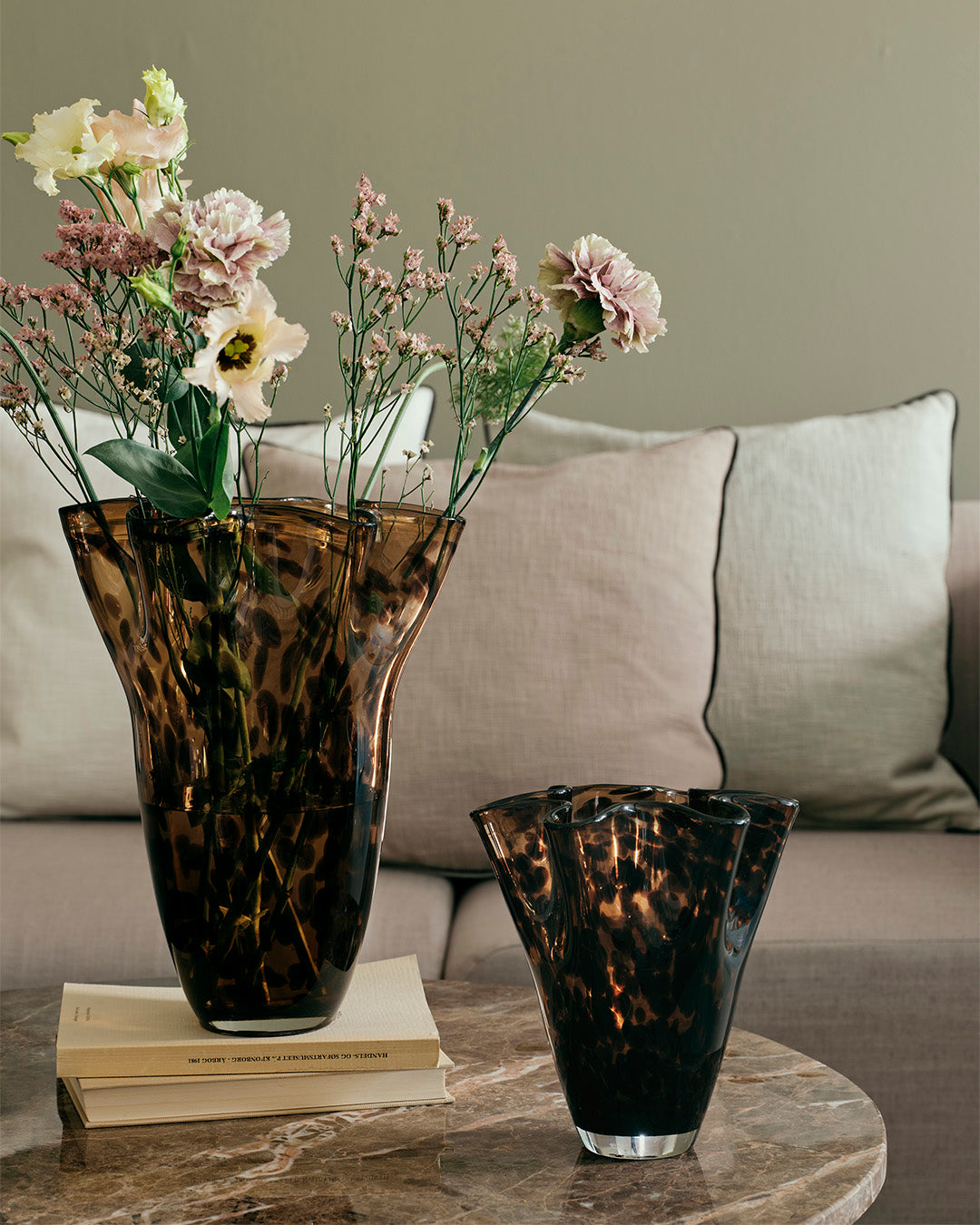 broste-copenhagen-liva-vase-c-ramique-beige image 3