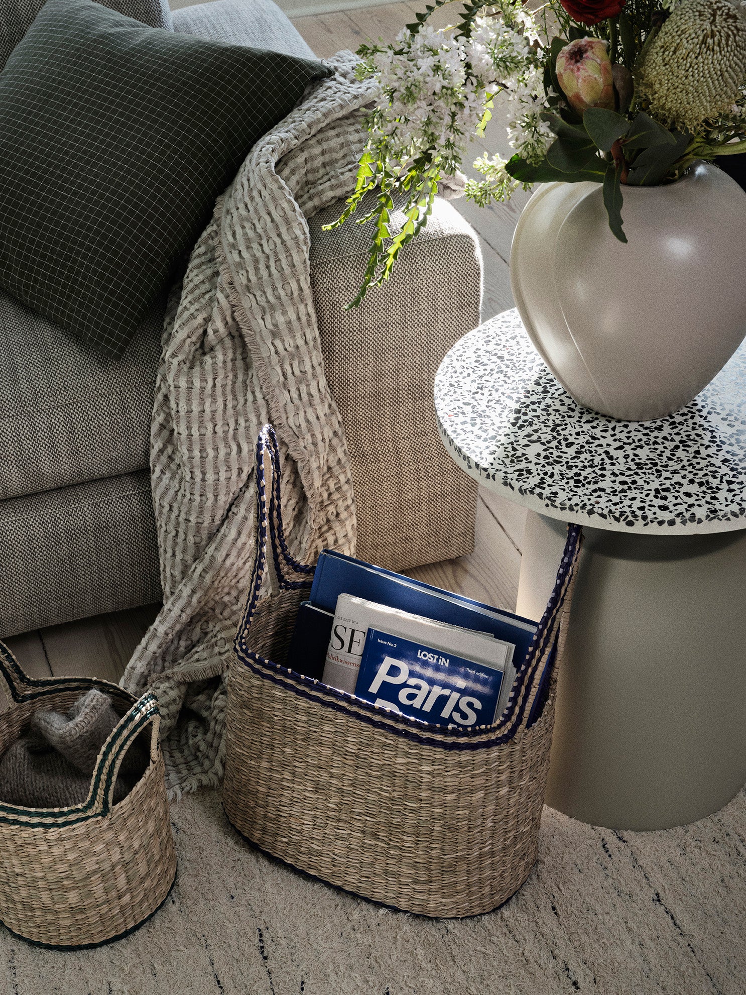 broste-copenhagen-agari-table-table-d-appoint-bois-ronde image 3