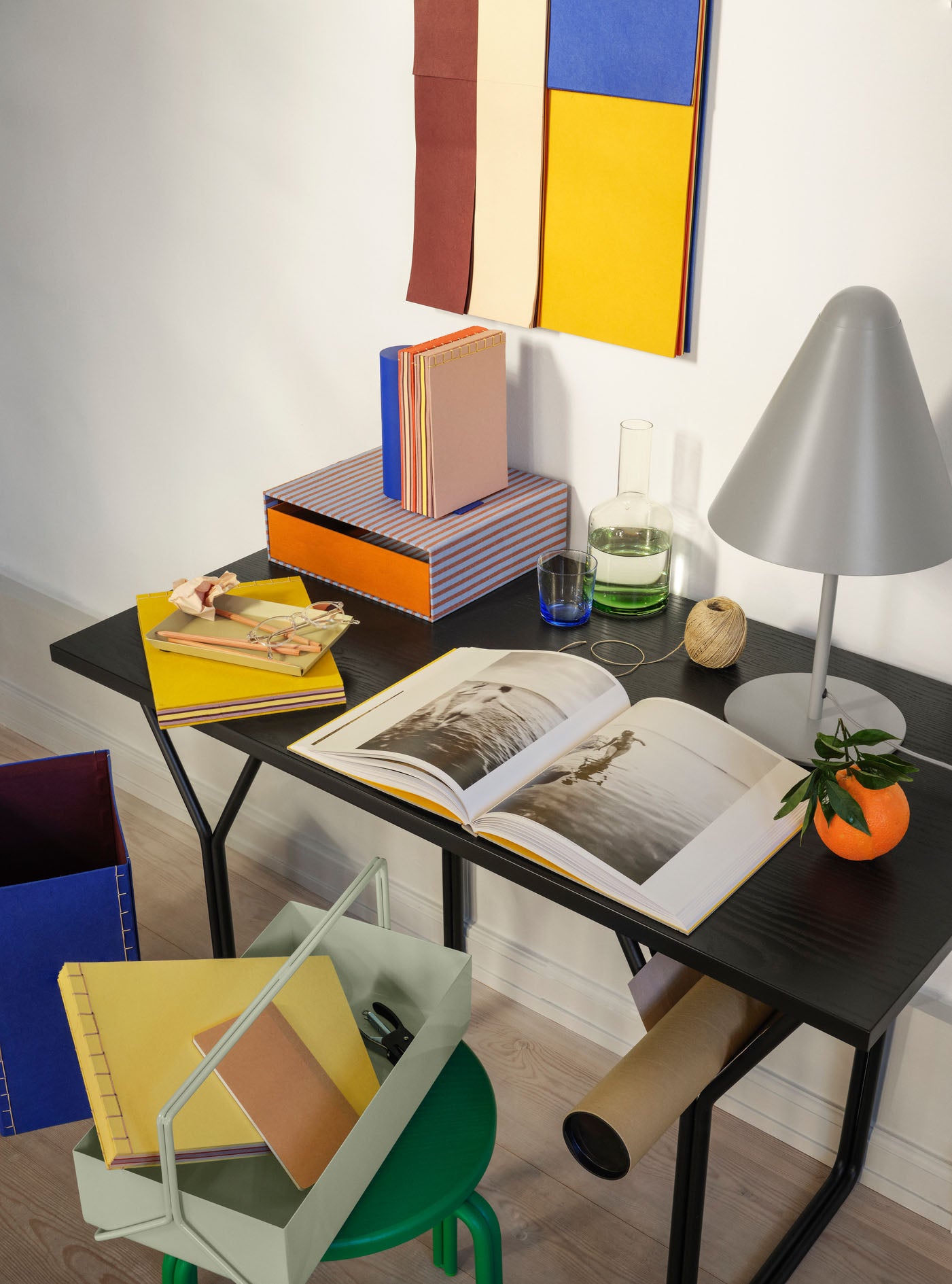 broste-copenhagen-berit-desk-sleeve-rangement-bureau image 2